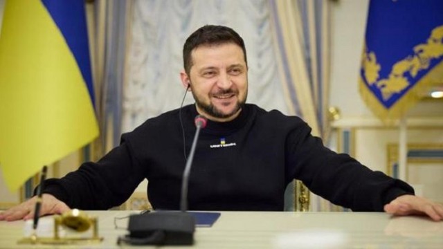 “Sizinlə fəxr edirəm” - Zelenski hərbçilərə müraciət edib